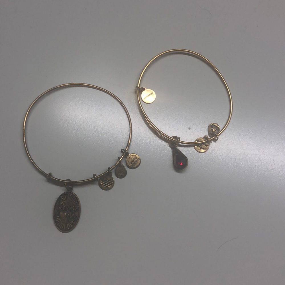ALEX AND ANNI BRACELET SET